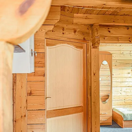 2 Bedroom In Casa vacanze Mścice