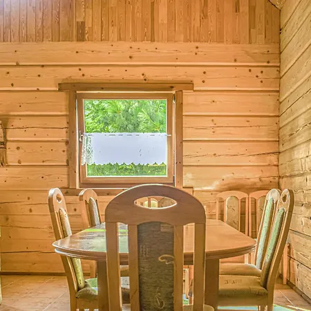 2 Bedroom In Casa vacanze Mścice